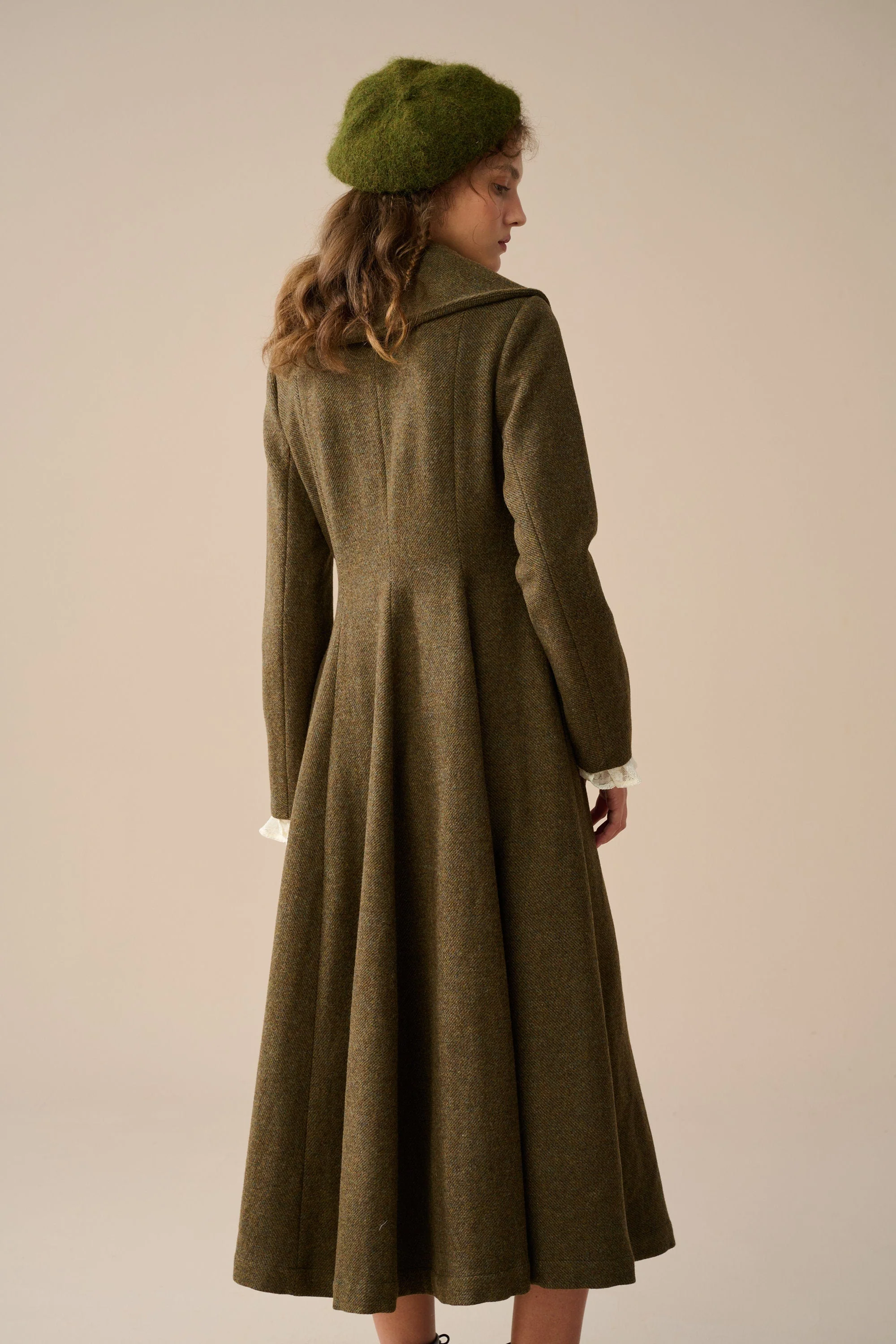 Gemma 17 | 100% wool victorian coat - Image 12