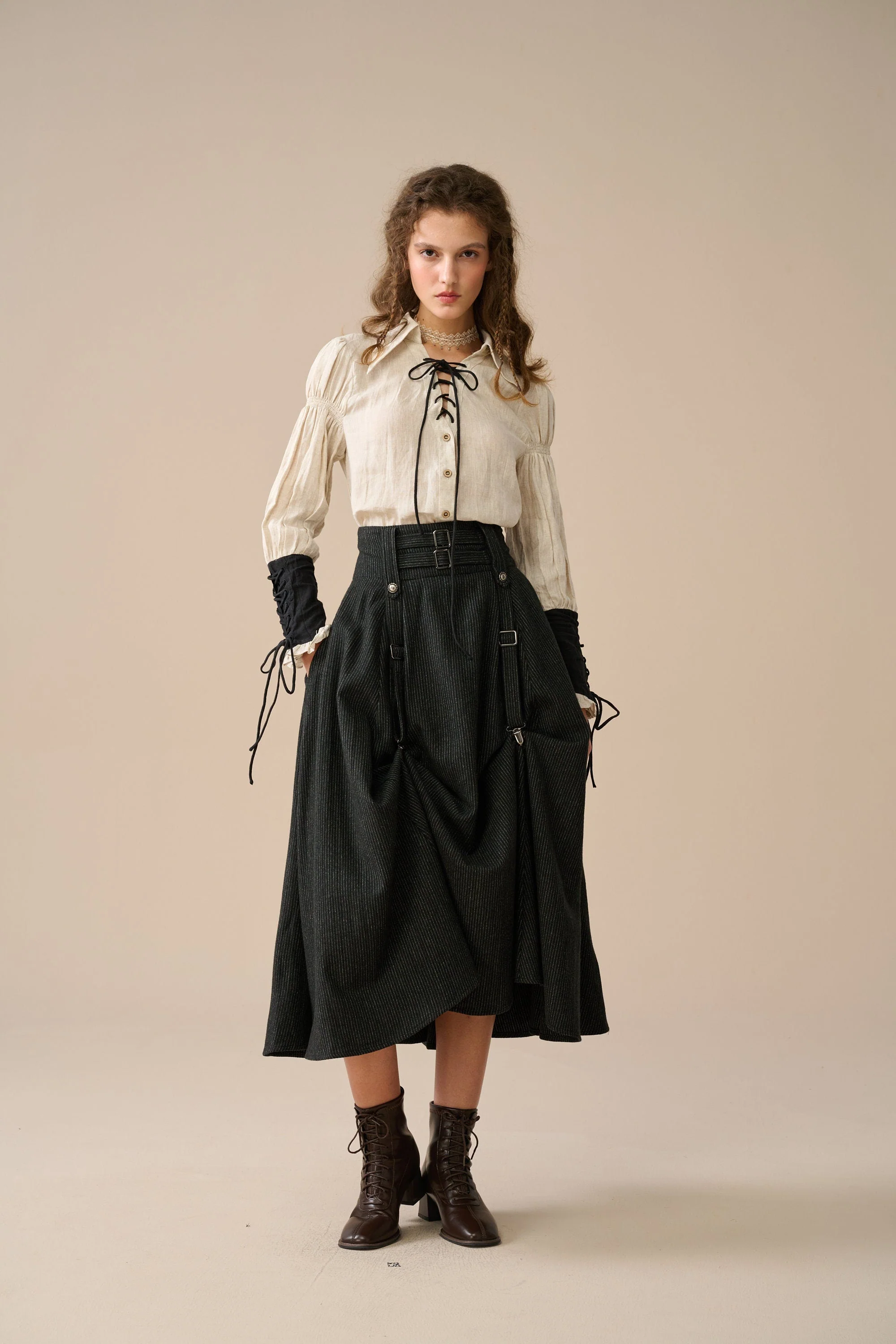 Cynthia 16 | Adjustable wool skirt - Image 6