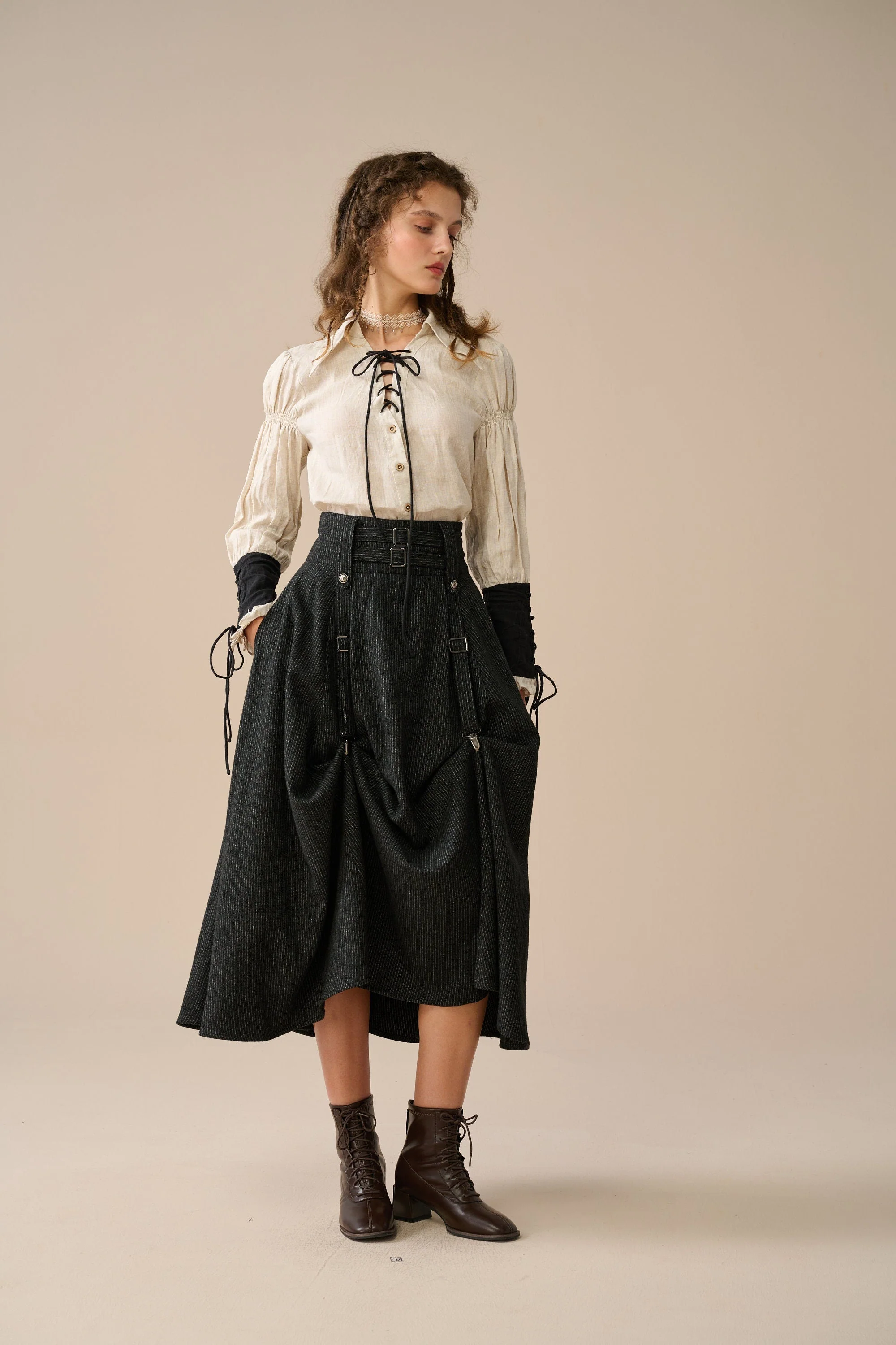 Cynthia 16 | Adjustable wool skirt - Image 7