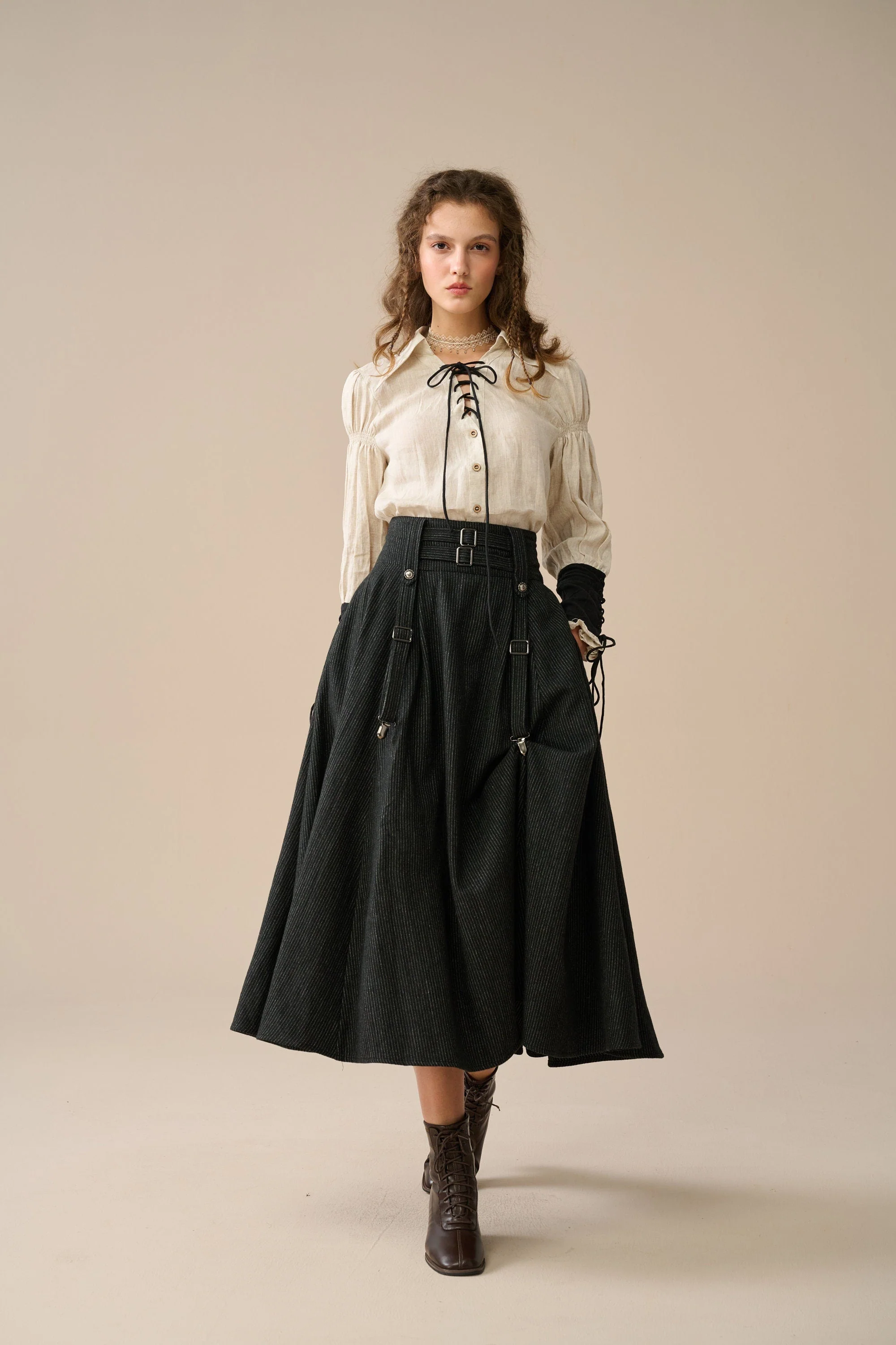 Cynthia 16 | Adjustable wool skirt - Image 8