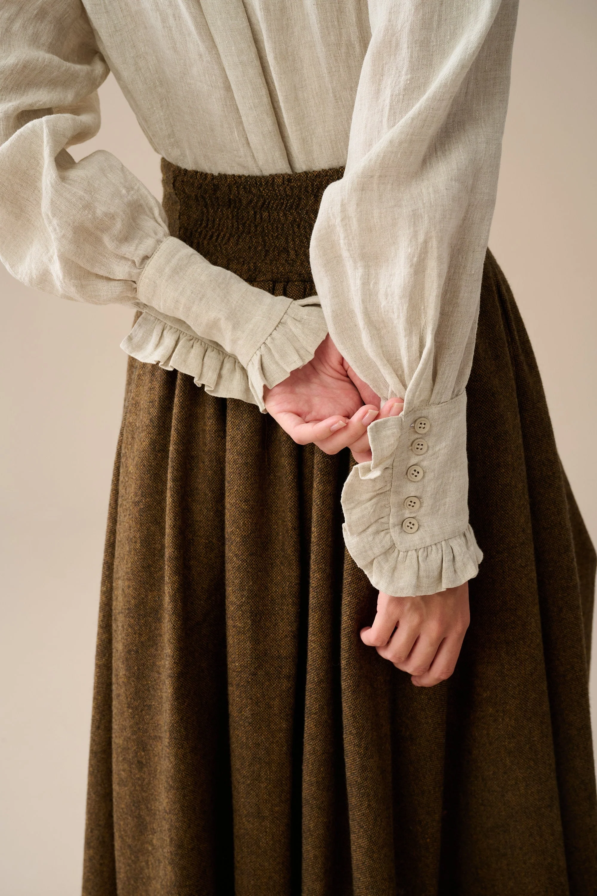 Cynthia 16 | Adjustable wool skirt - Image 7