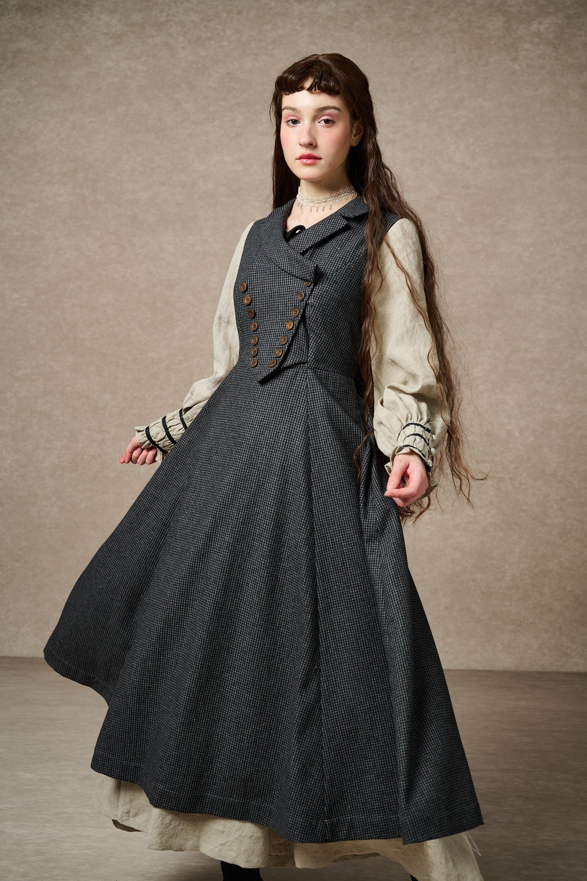 Helen 17| Vintage wool dress - Image 7