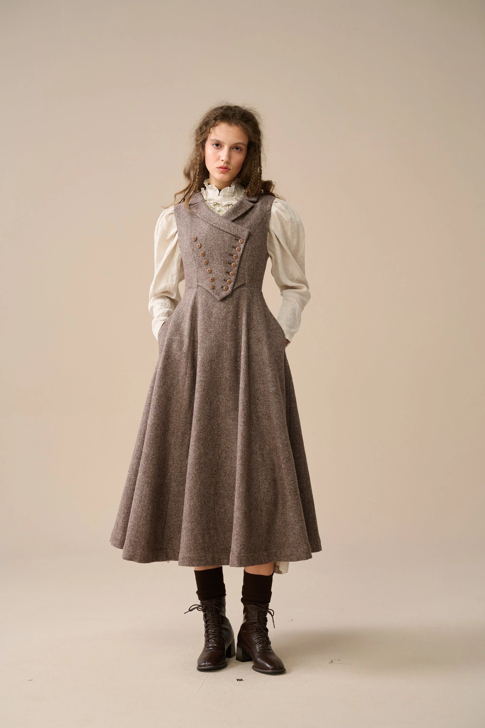 Helen 17| Vintage wool dress - Image 16