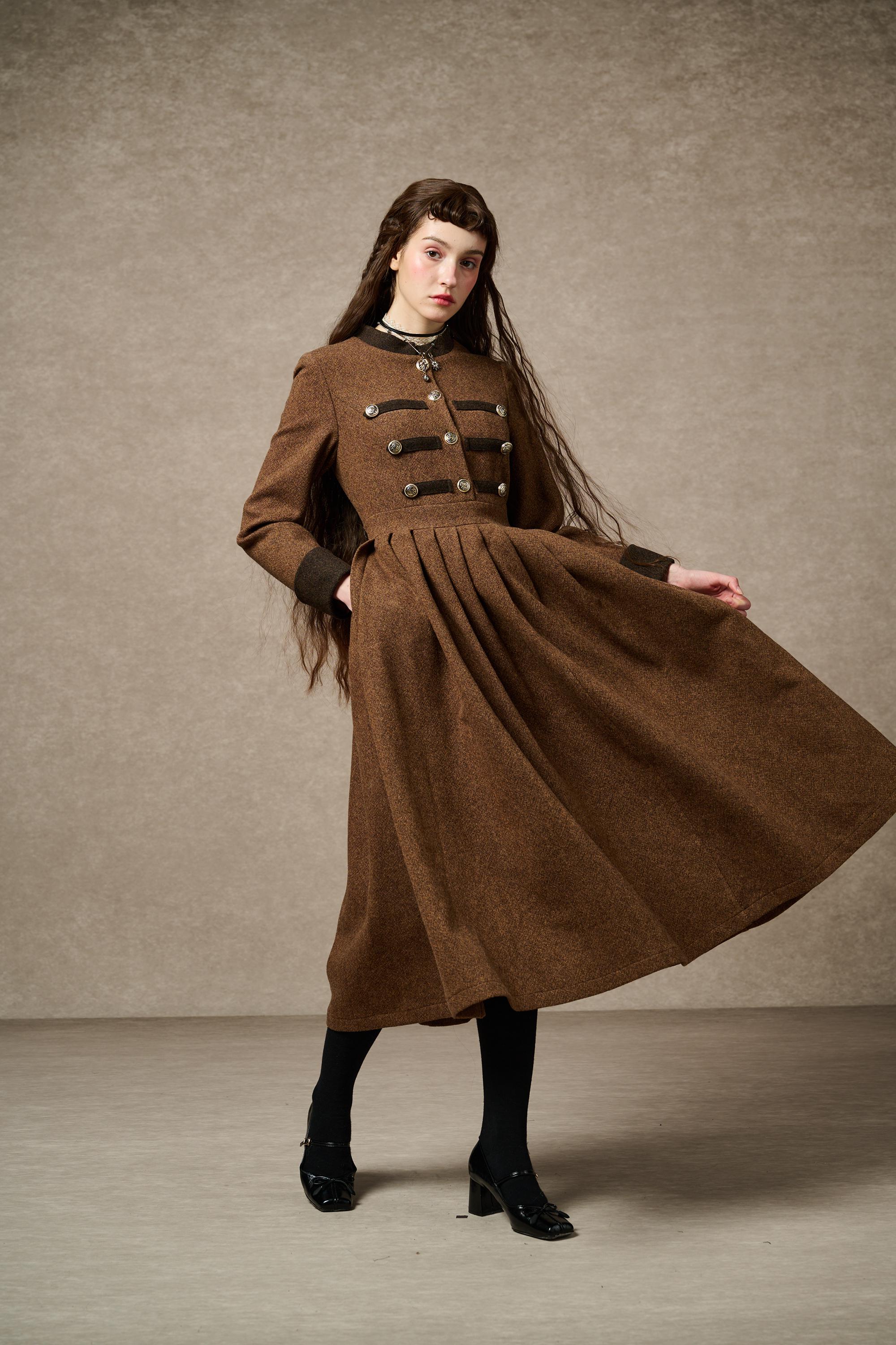 Willow 27 | green wool dress - Image 7