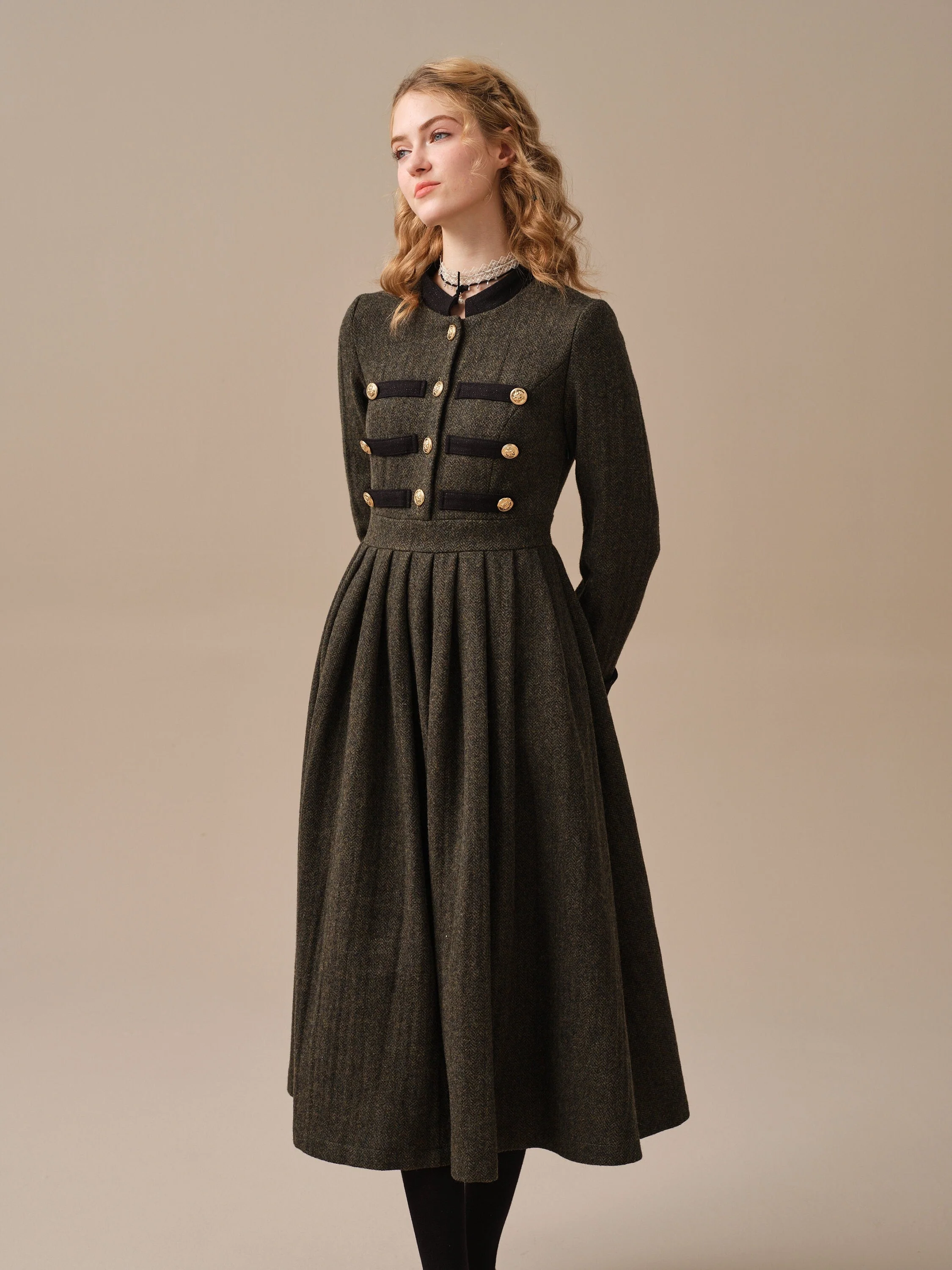 Willow 27 | green wool dress - Image 4