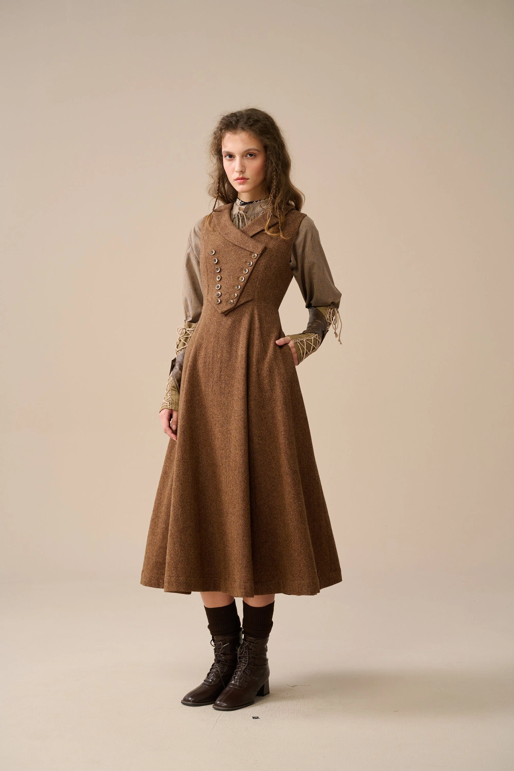 Helen 17| Vintage wool dress - Image 10