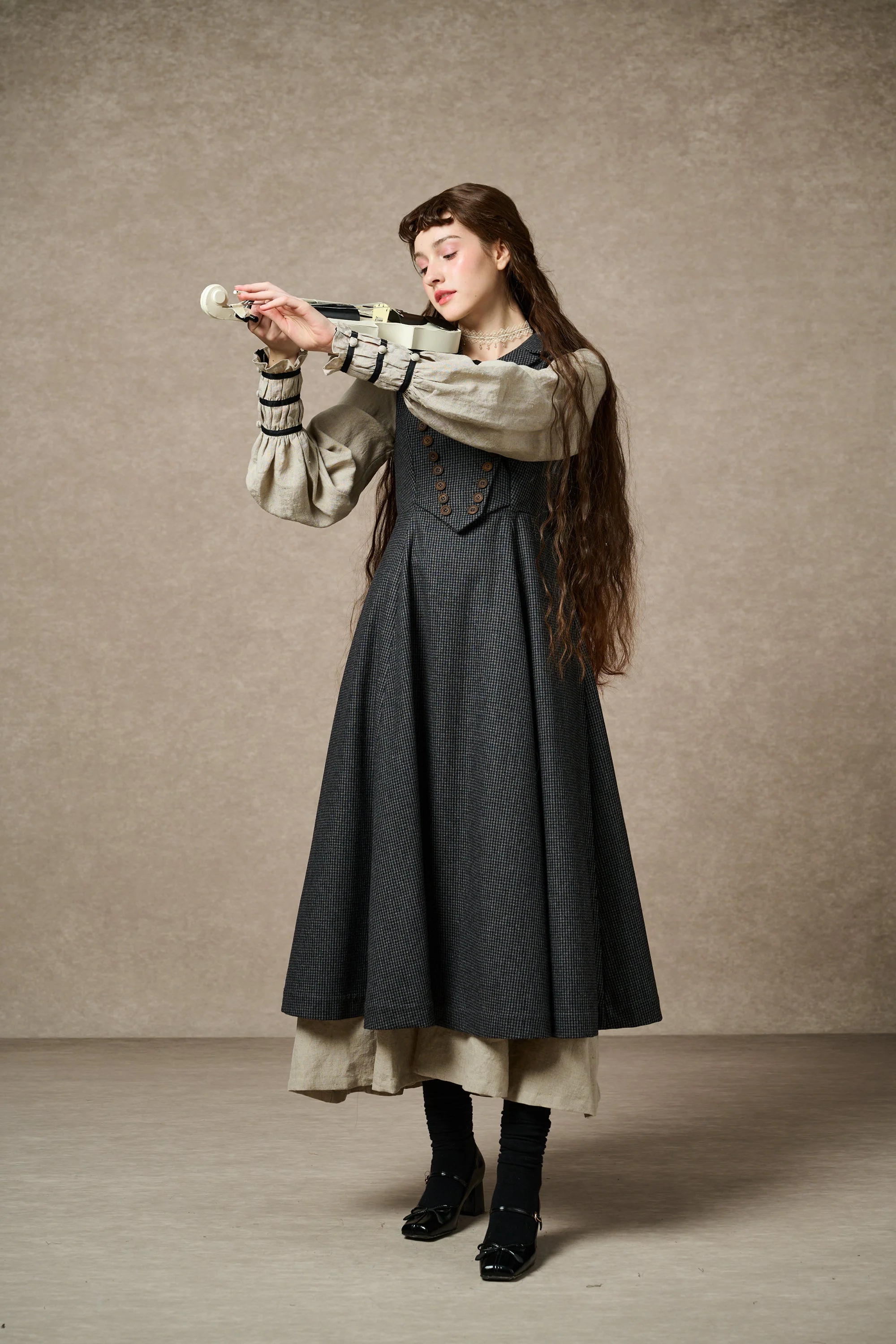 Helen 17| Vintage wool dress - Image 24