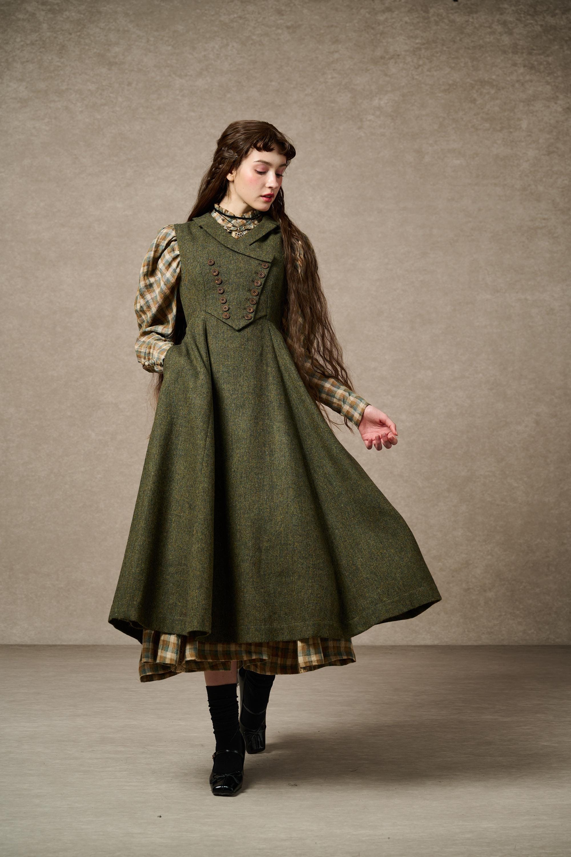 Helen 17| Vintage wool dress - Image 6
