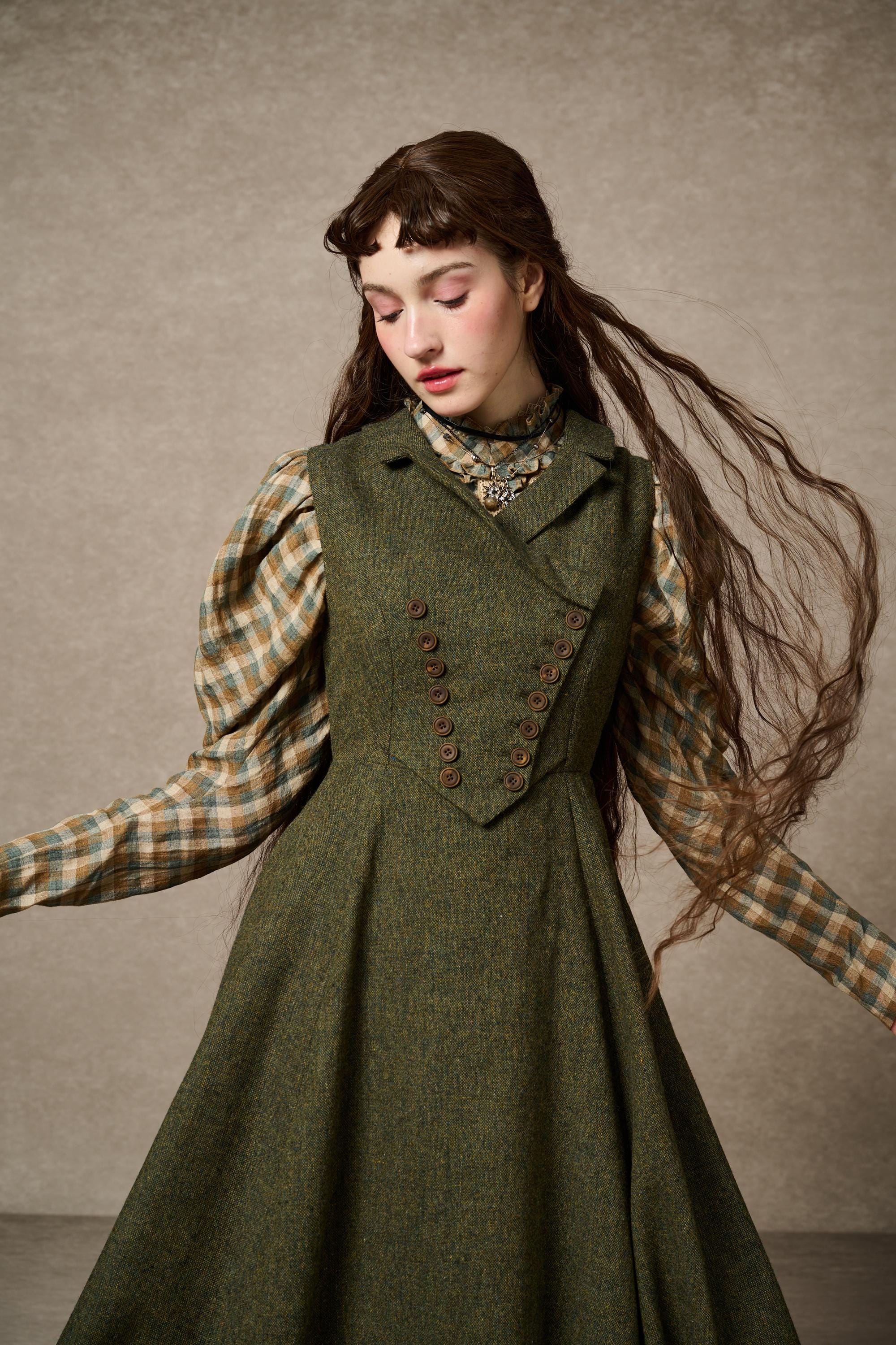 Helen 17| Vintage wool dress - Image 7