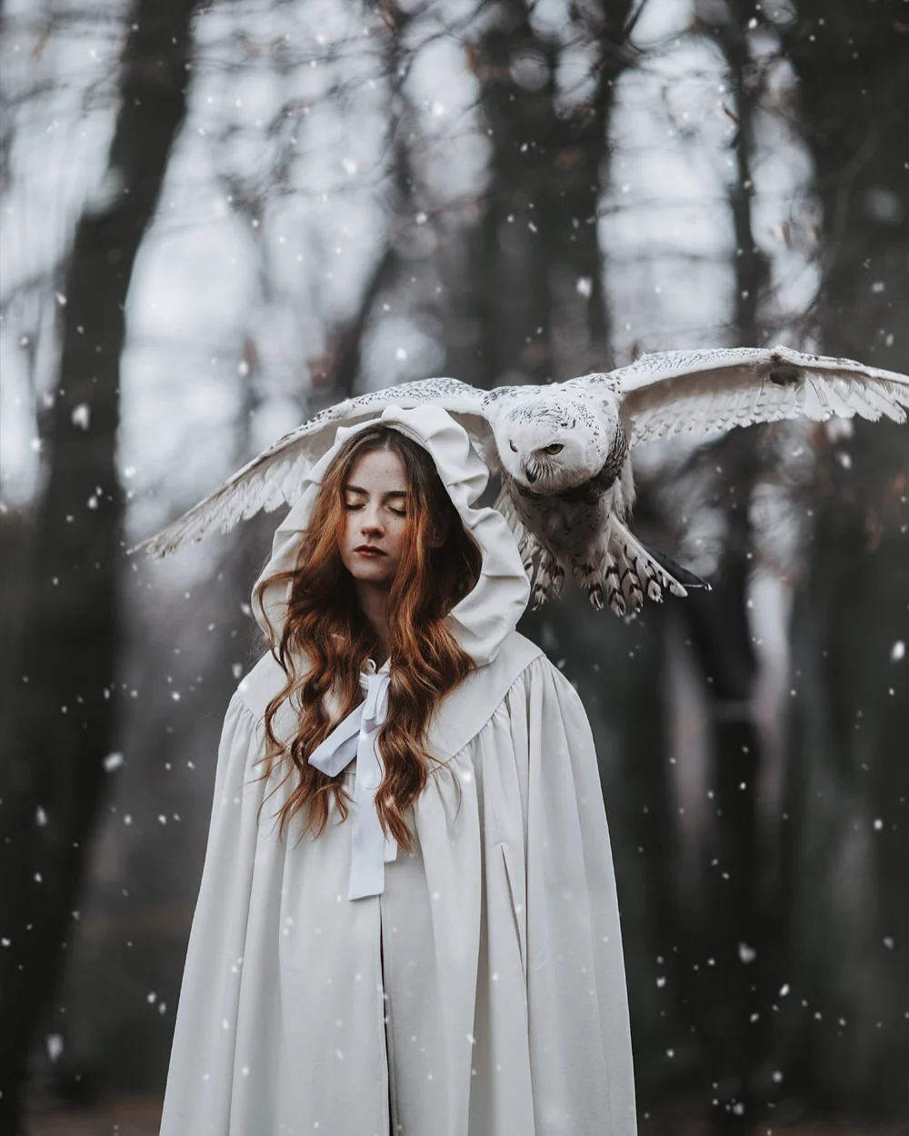 Perfumer 33 | white wool cloak wedding cape - Image 9